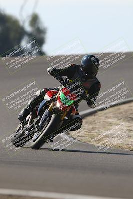 media/Nov-02-2025-Lets Ride (Sun) [[f7a3caa734]]/C Group/1240pm (Turn 2 Outside)/